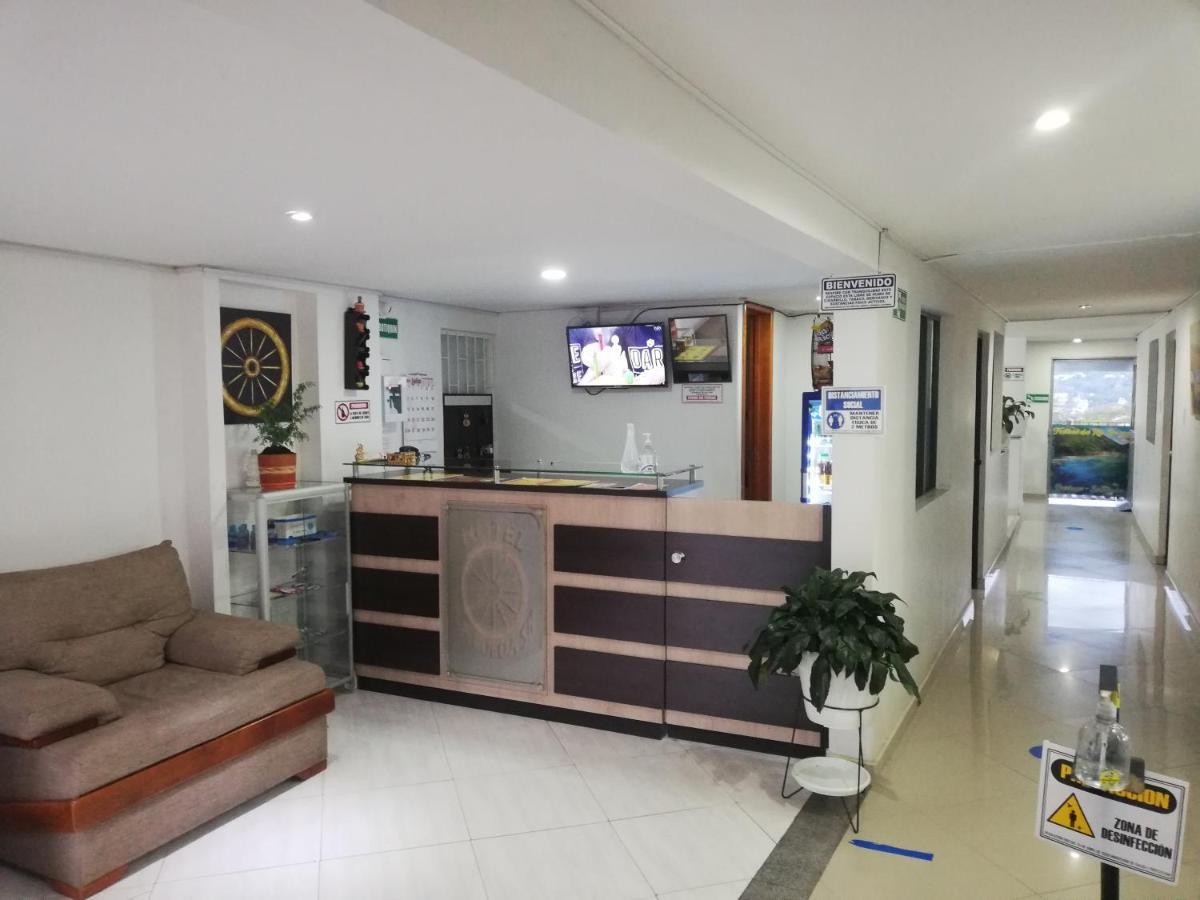 Hotel La Rueda Sr Барбоса Екстериор снимка